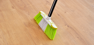 10 dicas de como manter a casa limpa com o material de limpeza certo